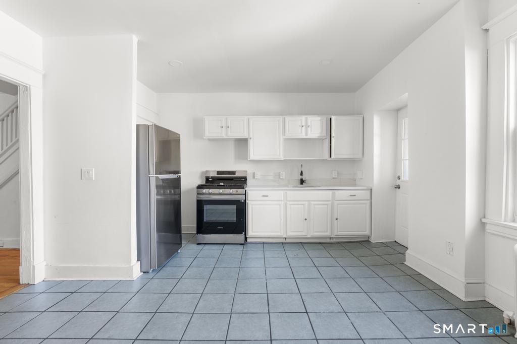 1735 Central Avenue Bridgeport CT 06610