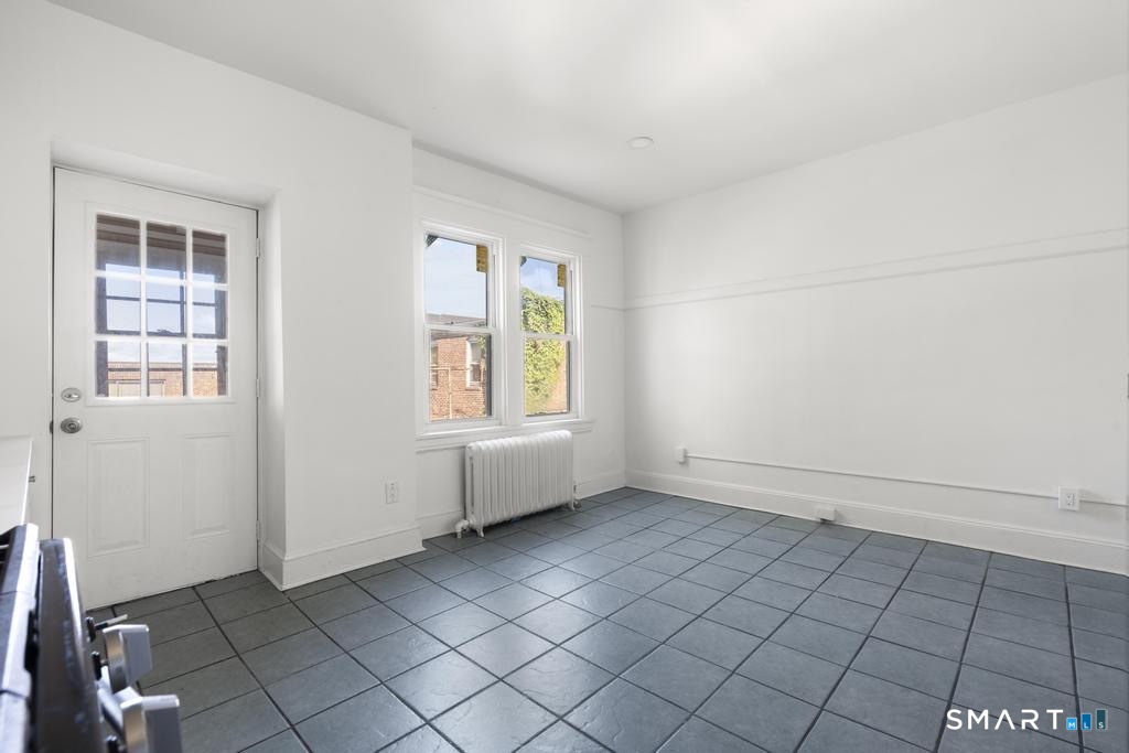 1735 Central Avenue Bridgeport CT 06610