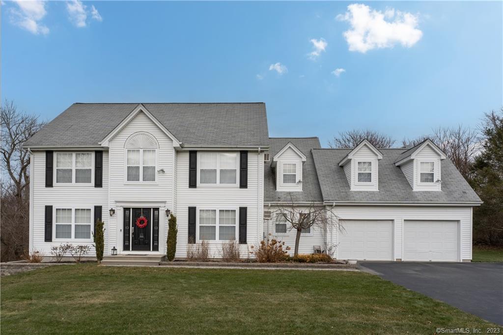 9 Ina Boulevard Waterford CT 06385
