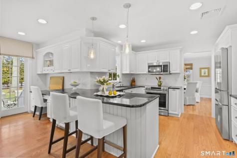 2 Red Rose Circle Darien CT 06820