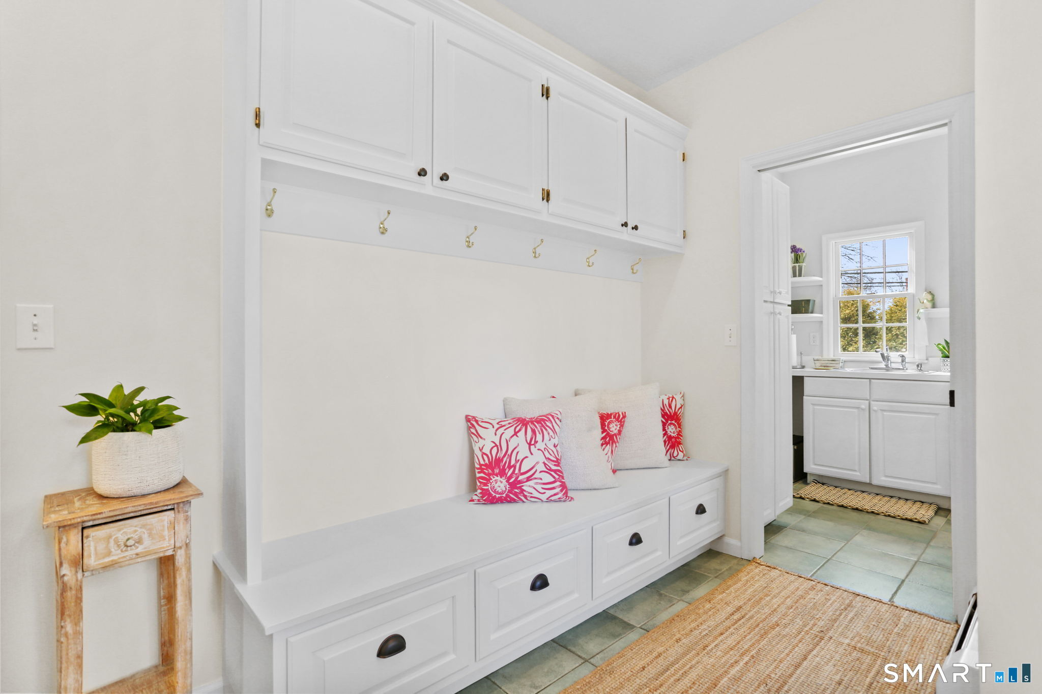 2 Red Rose Circle Darien CT 06820