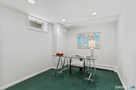 2 Red Rose Circle Darien CT 06820