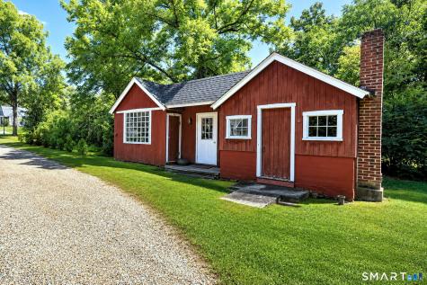 18 East Street Bethlehem CT 06751