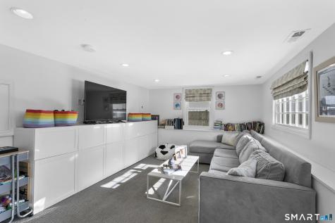 75 Spinning Wheel Road Fairfield CT 06824