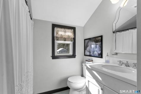 75 Spinning Wheel Road Fairfield CT 06824