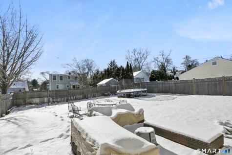 75 Spinning Wheel Road Fairfield CT 06824