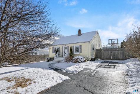 75 Spinning Wheel Road Fairfield CT 06824