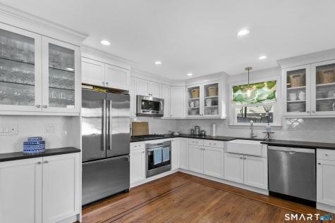 75 Spinning Wheel Road Fairfield CT 06824