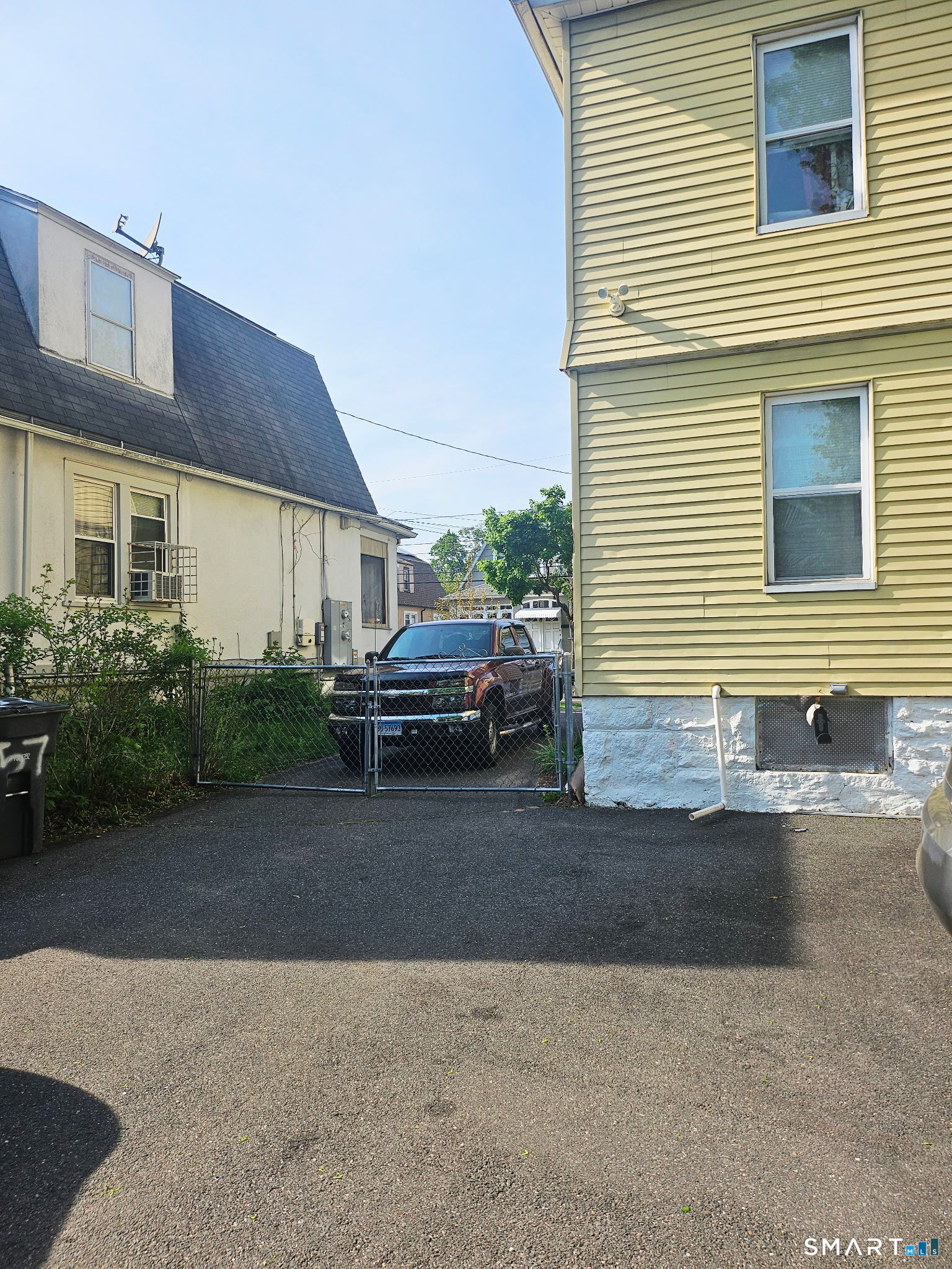 57 Burnham Street Hartford CT 06112