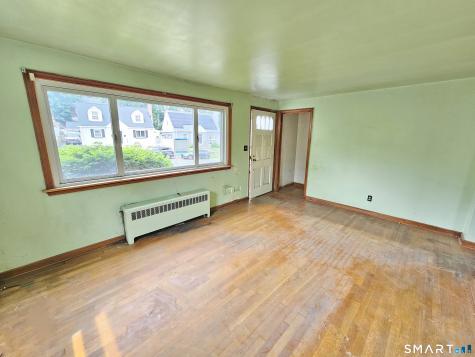 221 Truman Street Bridgeport CT 06606