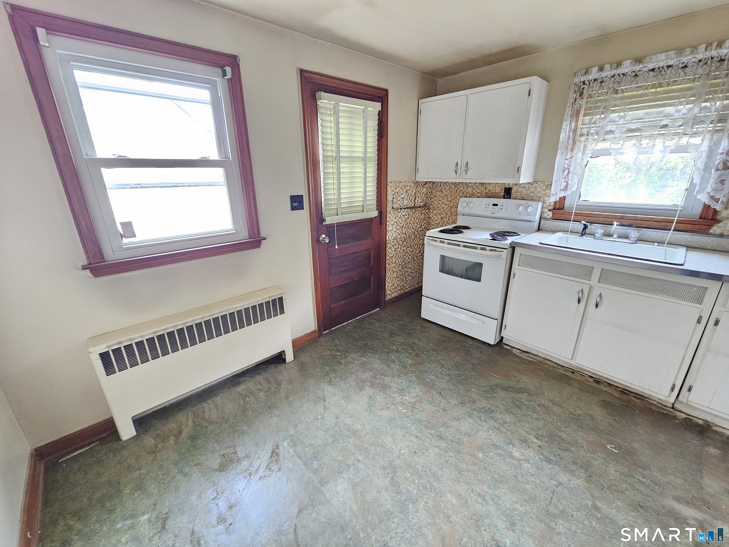 221 Truman Street Bridgeport CT 06606
