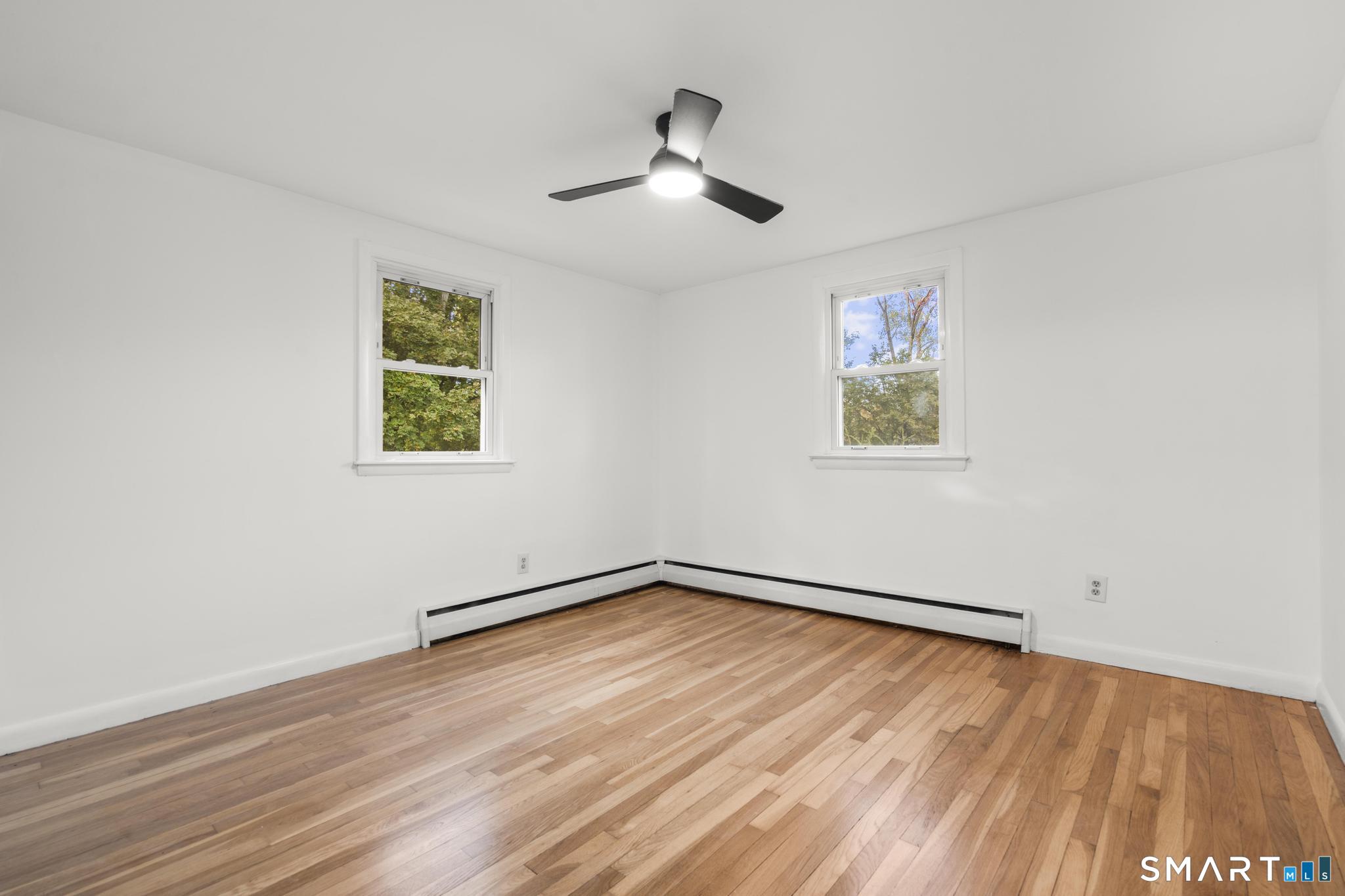 18 Gilbert Lane Branford CT 06405