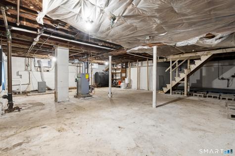 18 Gilbert Lane Branford CT 06405