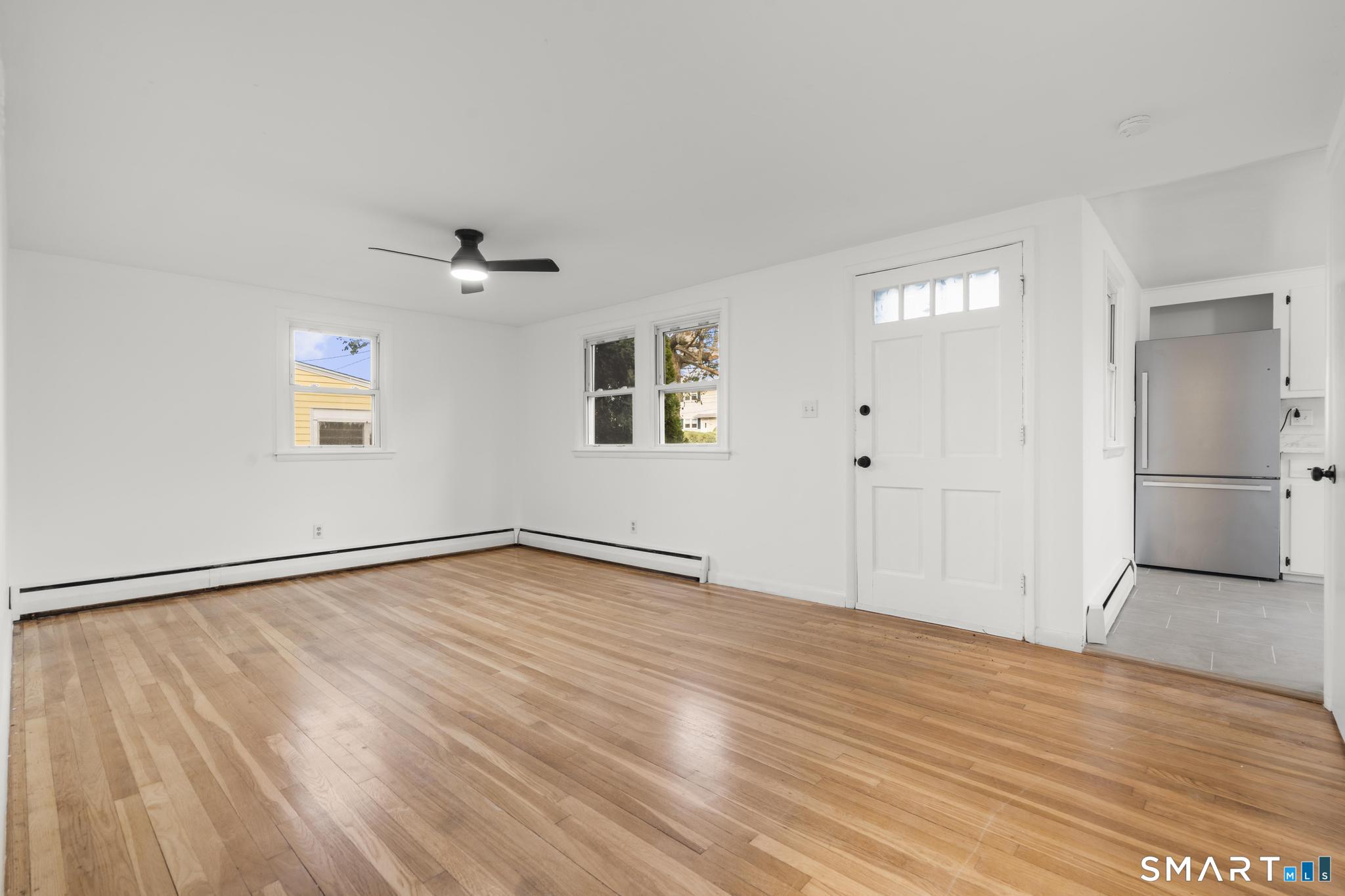 18 Gilbert Lane Branford CT 06405