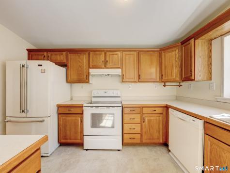 17 Bayberry Lane East Windsor CT 06088