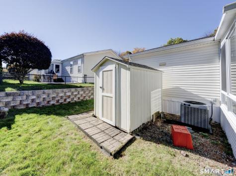 17 Bayberry Lane East Windsor CT 06088