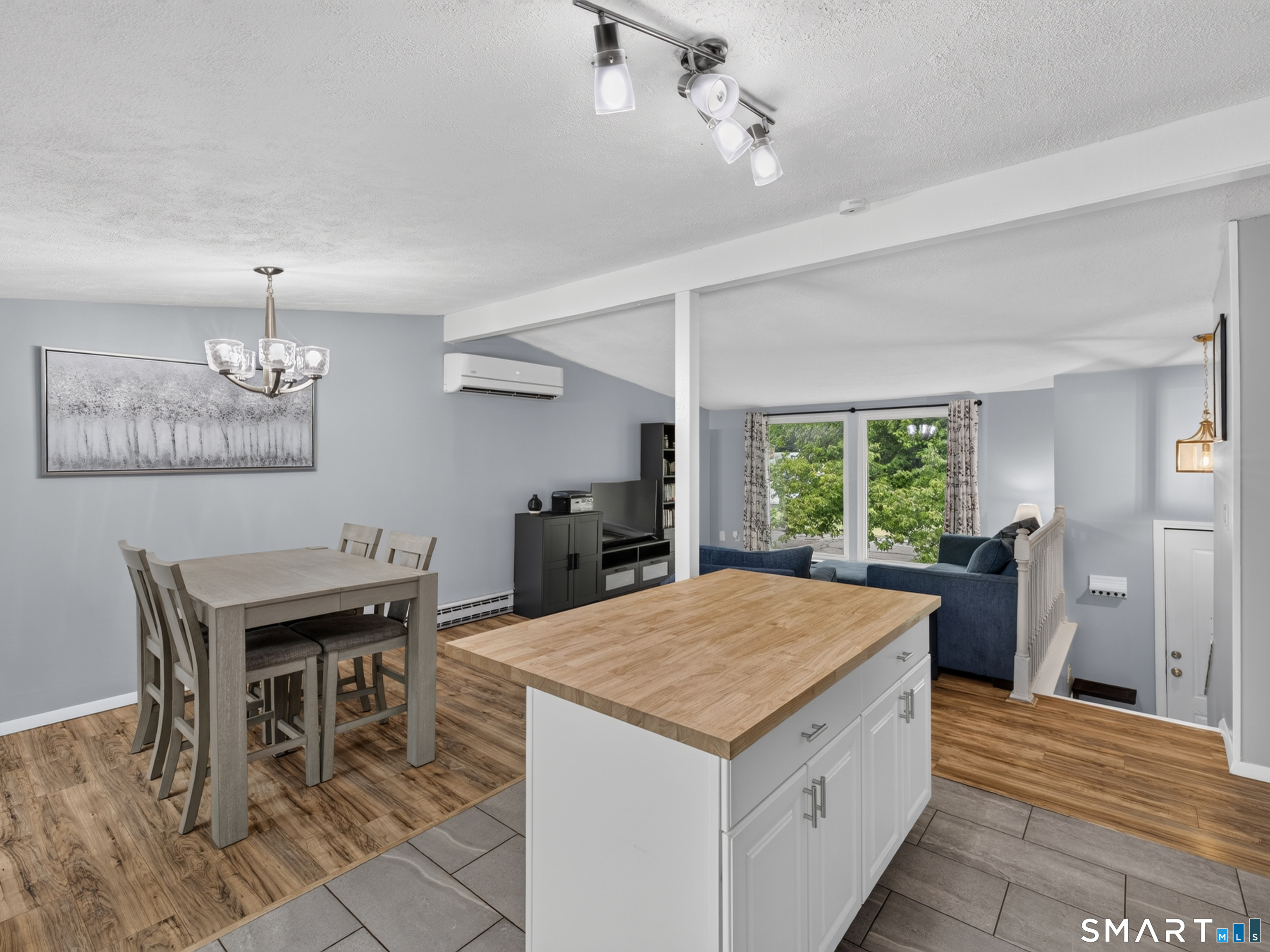 6 Pennywise Lane Ledyard CT 06339