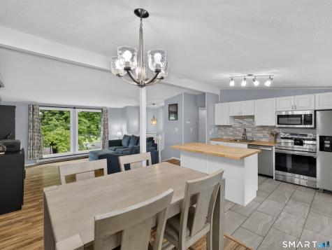 6 Pennywise Lane Ledyard CT 06339
