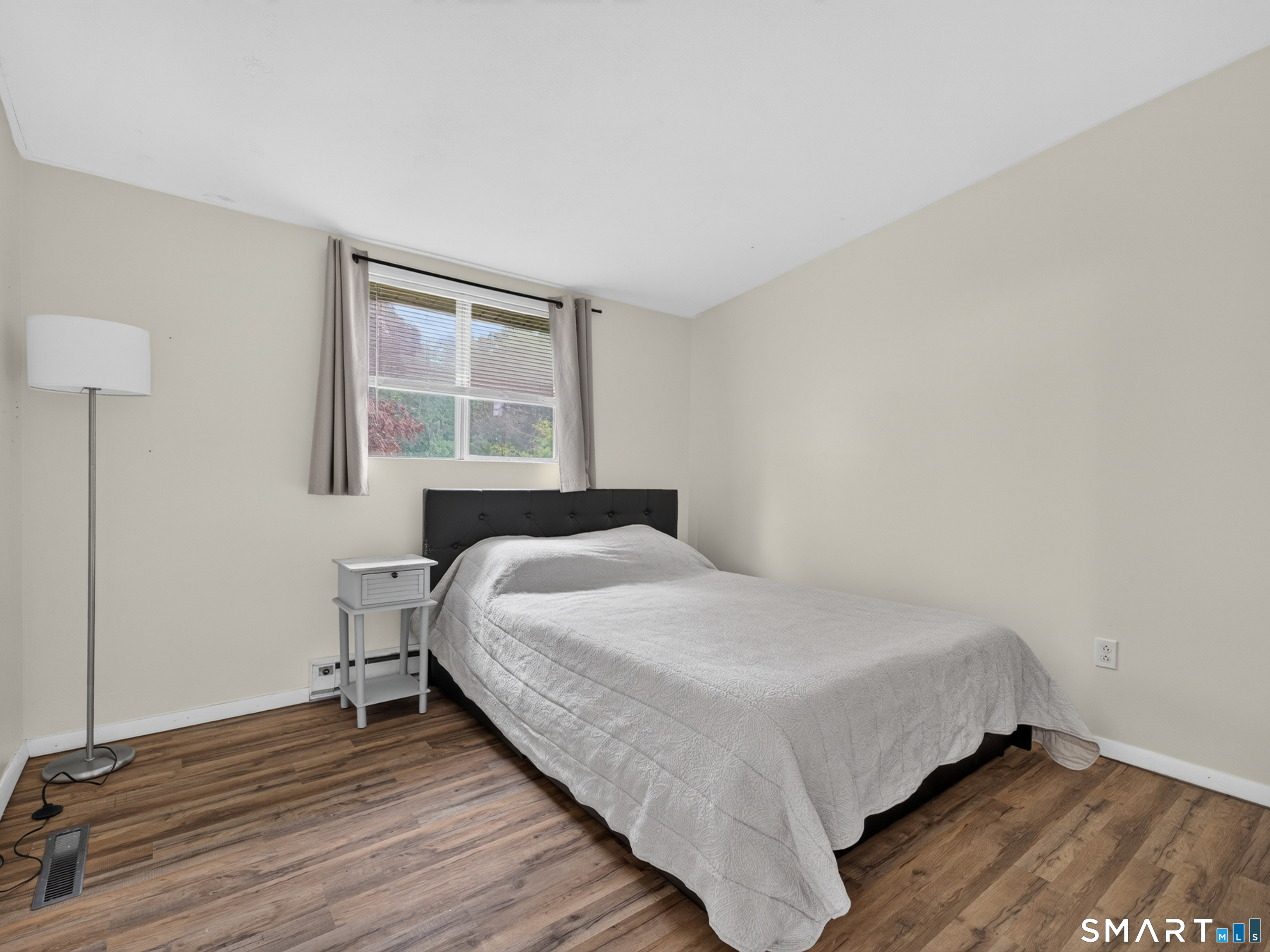 6 Pennywise Lane Ledyard CT 06339