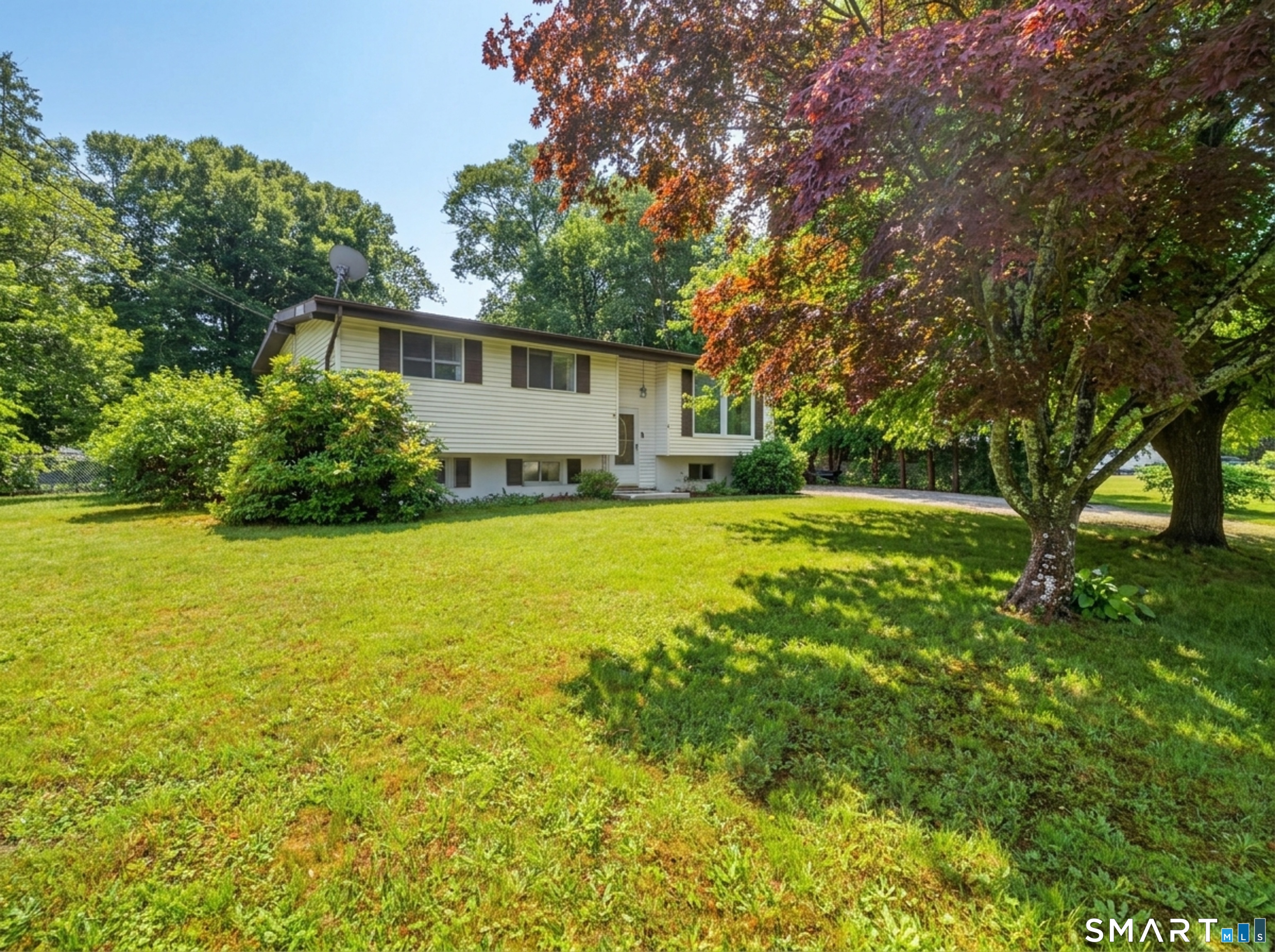 6 Pennywise Lane Ledyard CT 06339