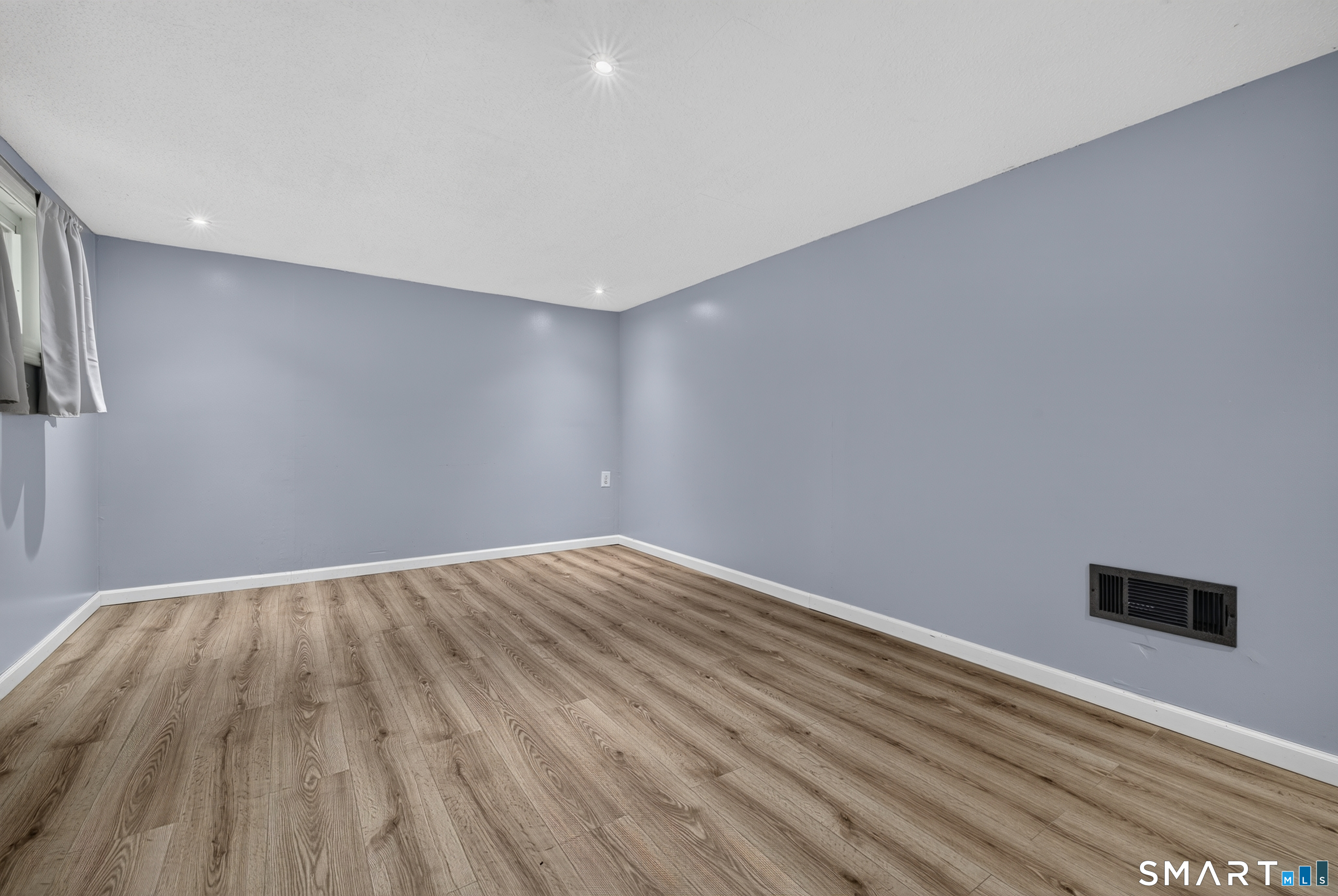 6 Pennywise Lane Ledyard CT 06339