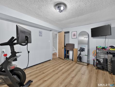 6 Pennywise Lane Ledyard CT 06339