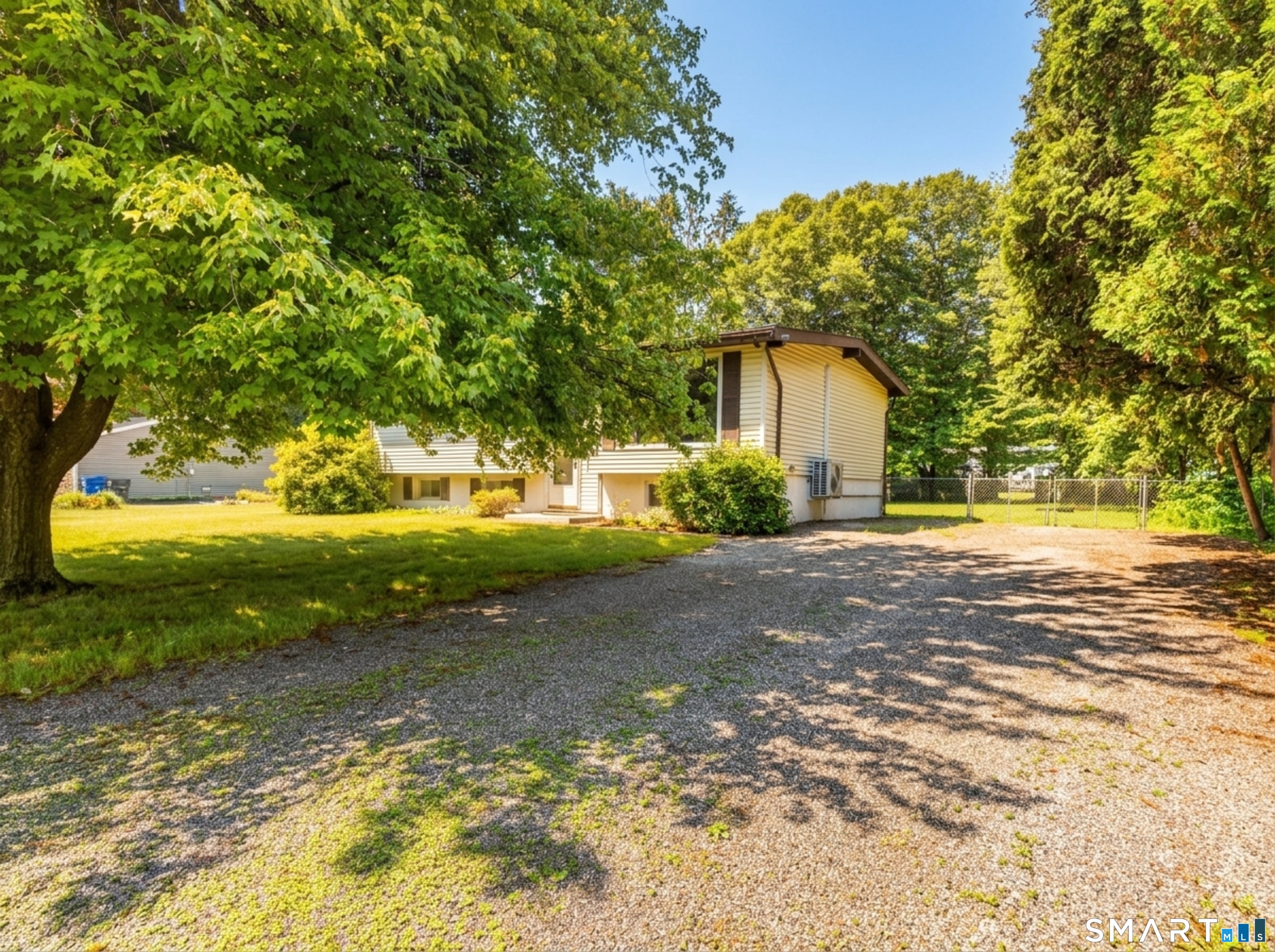 6 Pennywise Lane Ledyard CT 06339