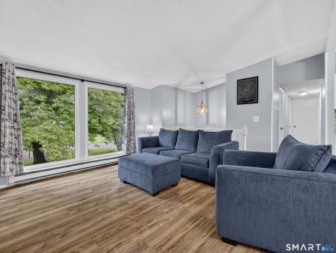 6 Pennywise Lane Ledyard CT 06339