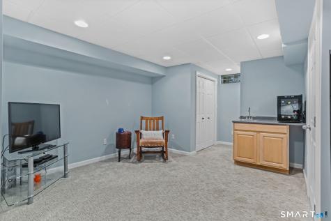 67 Sigwin Drive Fairfield CT 06824