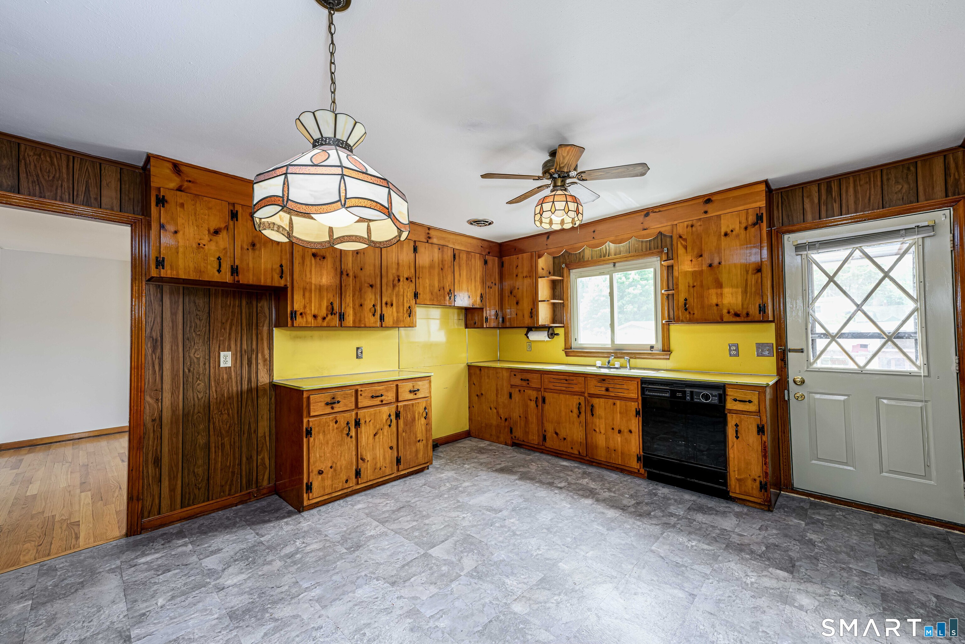 106 Bryden Terrace Hamden CT 06517
