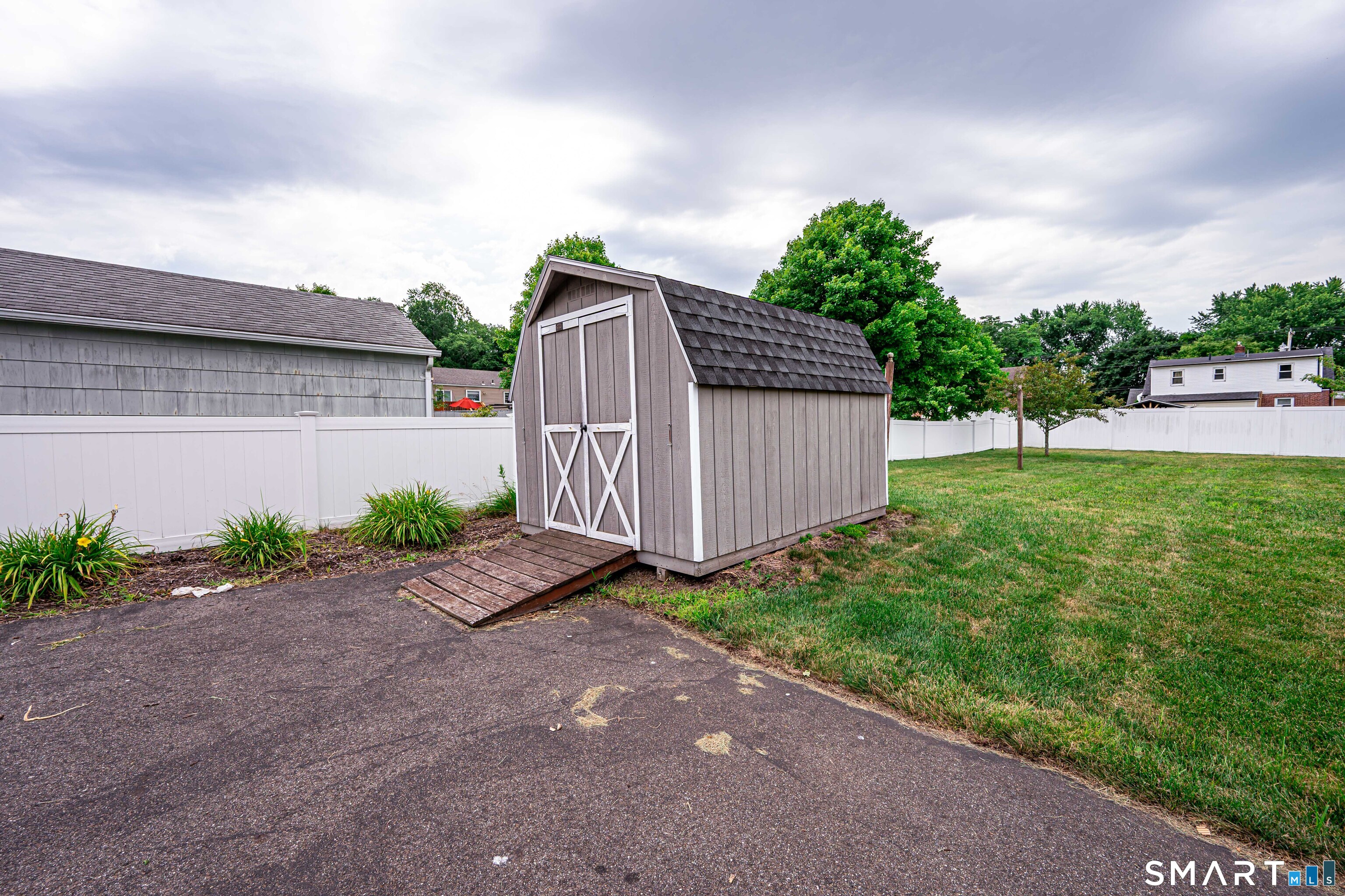 106 Bryden Terrace Hamden CT 06517
