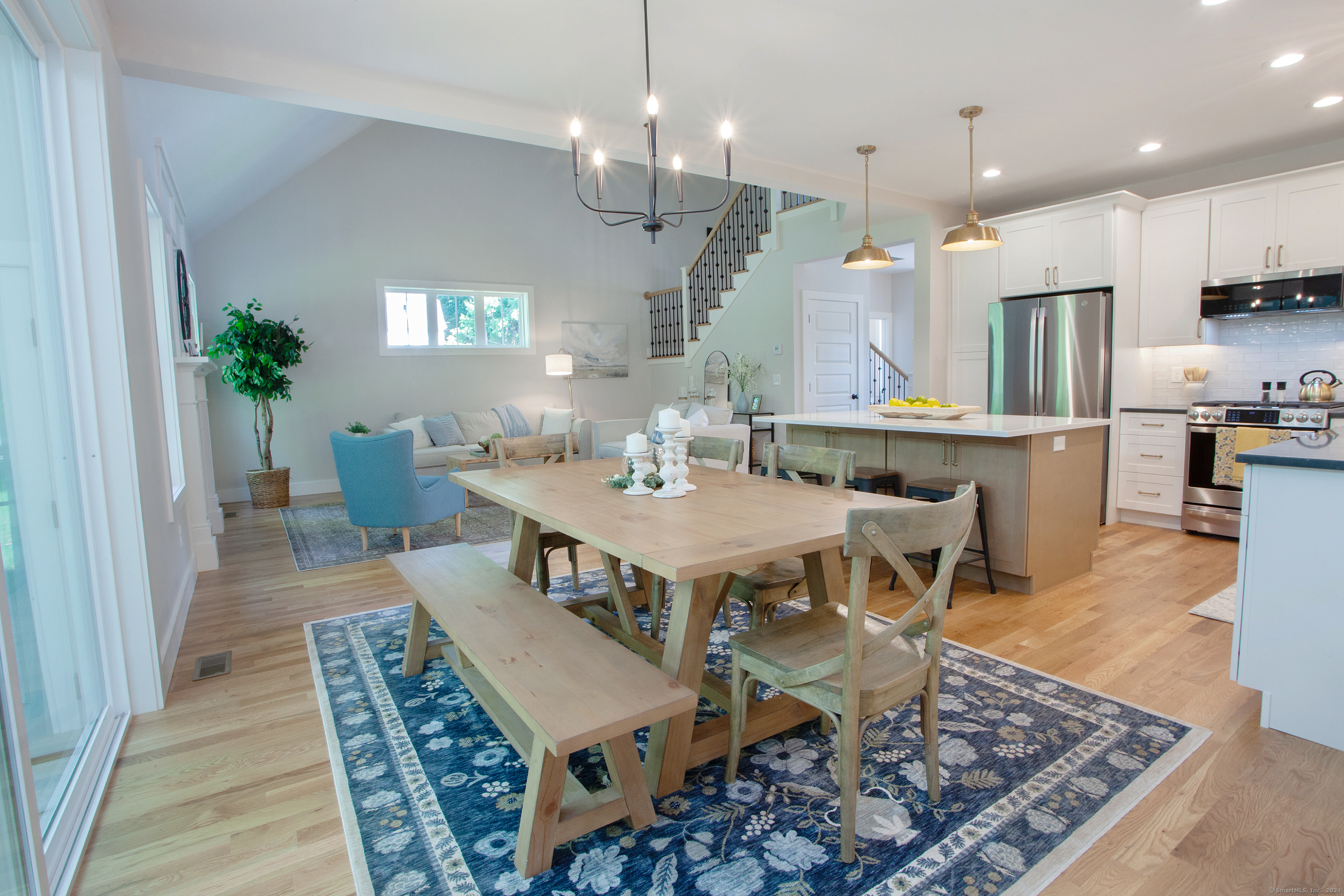 49 Applegate Lane Canton CT 06019