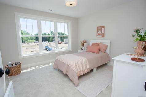 49 Applegate Lane Canton CT 06019