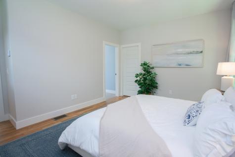 49 Applegate Lane Canton CT 06019