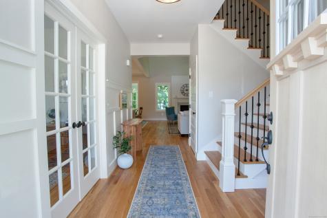 49 Applegate Lane Canton CT 06019