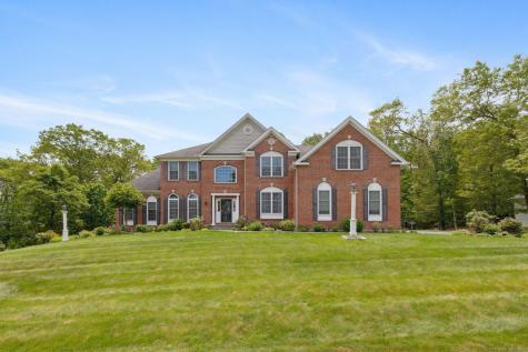 15 Weatherstone Avon CT 06001