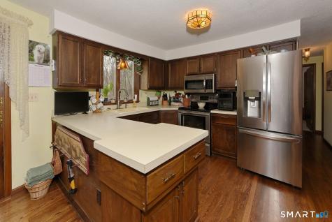 68 Colchester Avenue East Hampton CT 06424