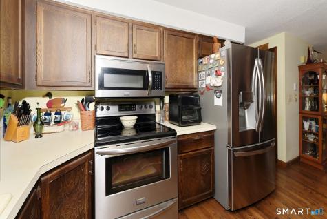 68 Colchester Avenue East Hampton CT 06424