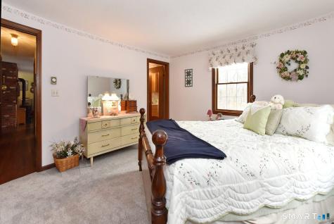 68 Colchester Avenue East Hampton CT 06424