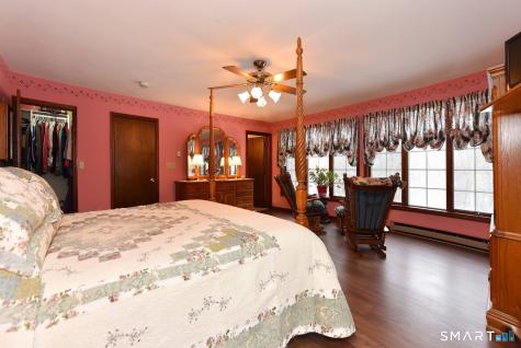 68 Colchester Avenue East Hampton CT 06424