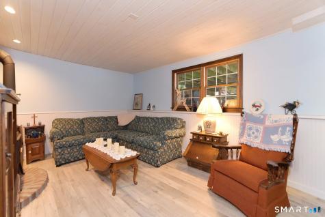 68 Colchester Avenue East Hampton CT 06424