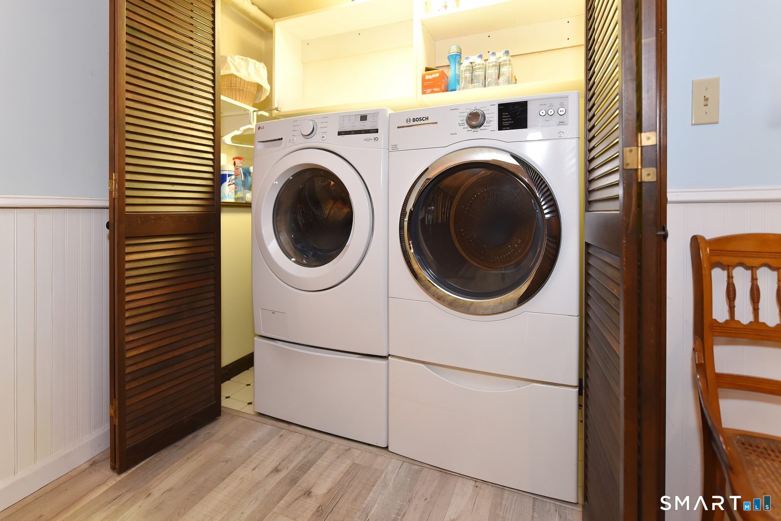 68 Colchester Avenue East Hampton CT 06424