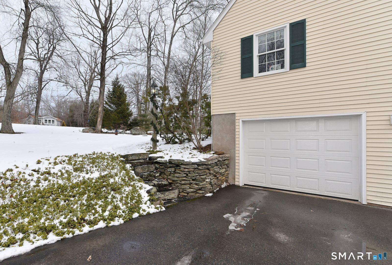 68 Colchester Avenue East Hampton CT 06424