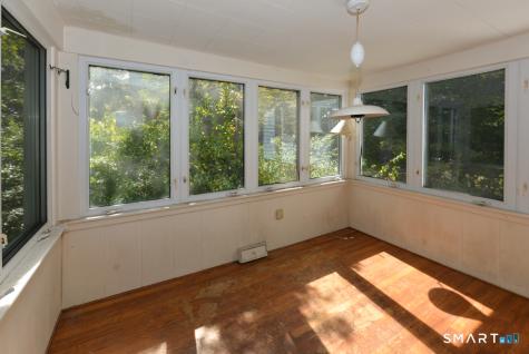 236 East Waterbury Road Naugatuck CT 06770