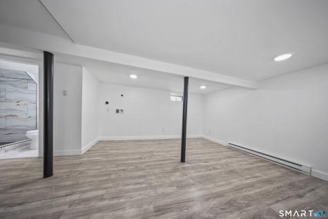 124 Mansfield Avenue New Britain CT 06051