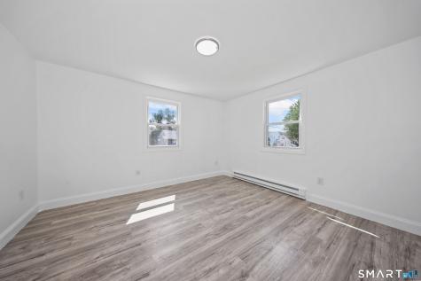124 Mansfield Avenue New Britain CT 06051