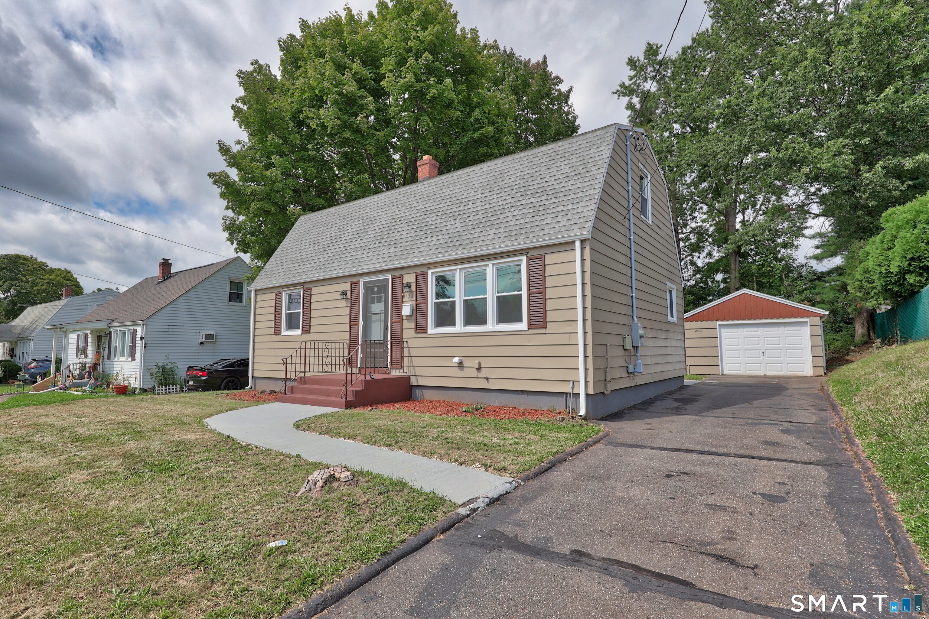 124 Mansfield Avenue New Britain CT 06051