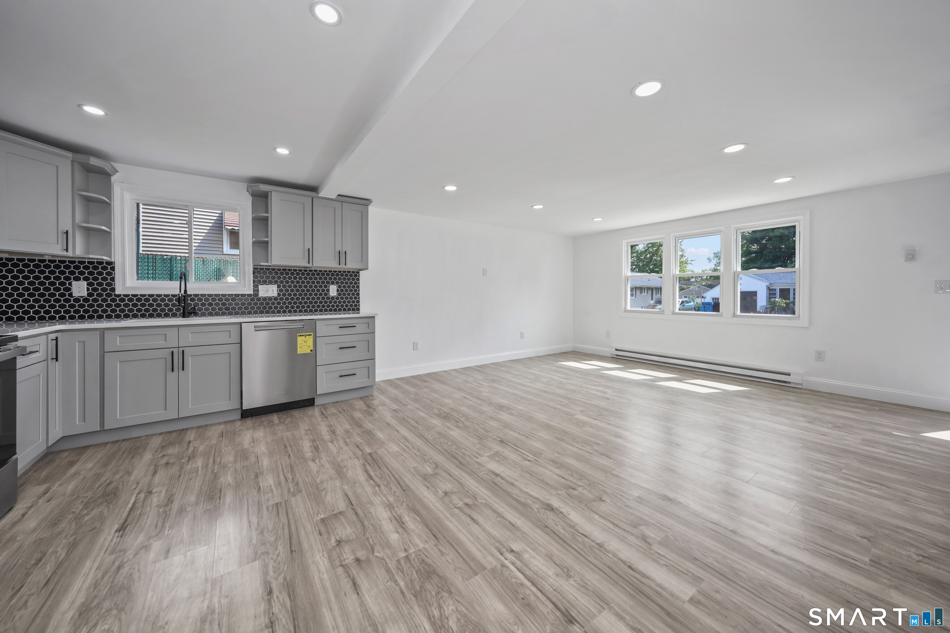 124 Mansfield Avenue New Britain CT 06051