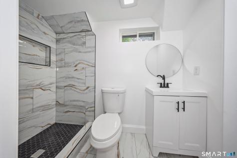124 Mansfield Avenue New Britain CT 06051