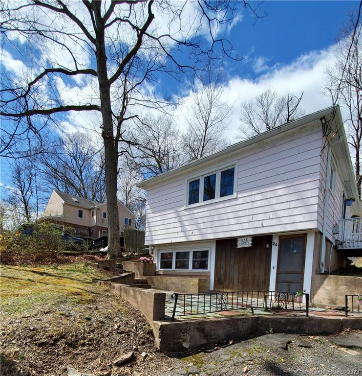 24 Algonquin Road Middlefield CT 06455